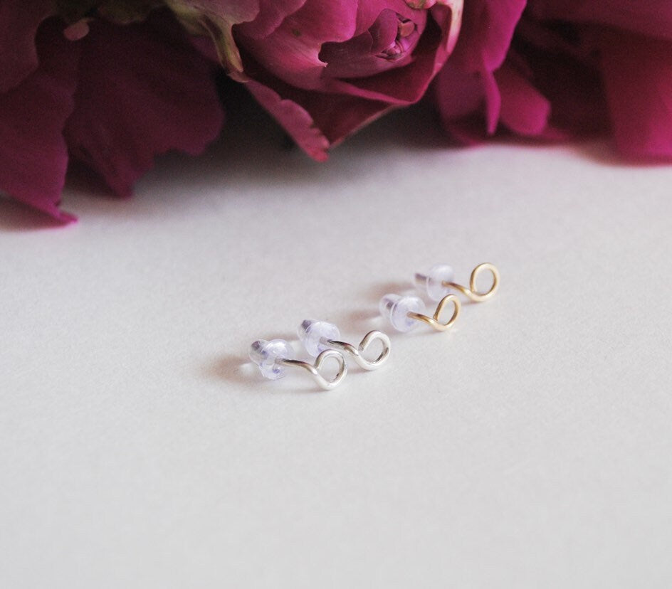 Dainty Circle Studs