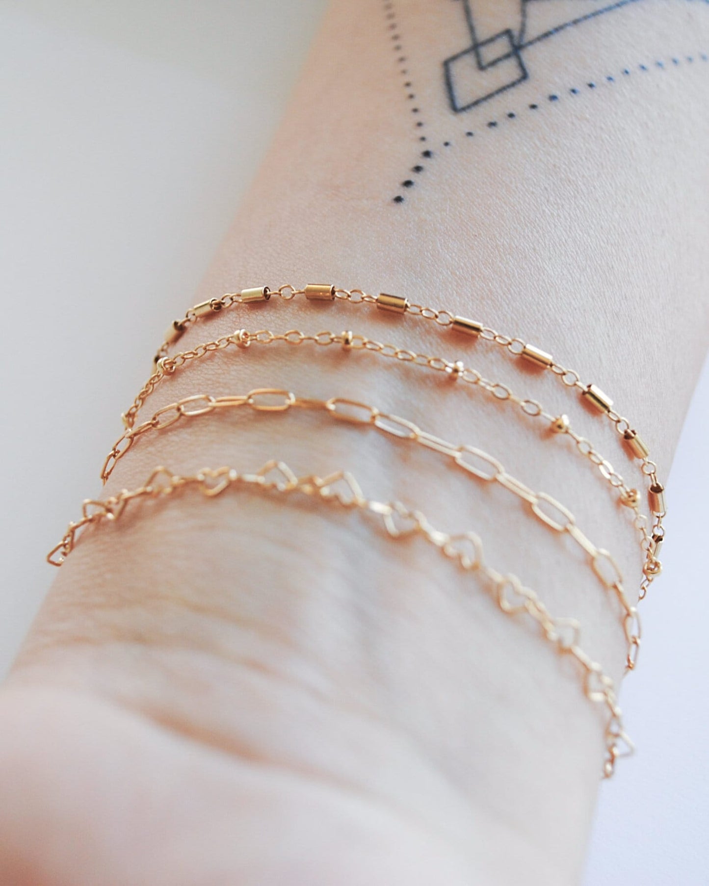 Dainty Delicate Minimalist Chain