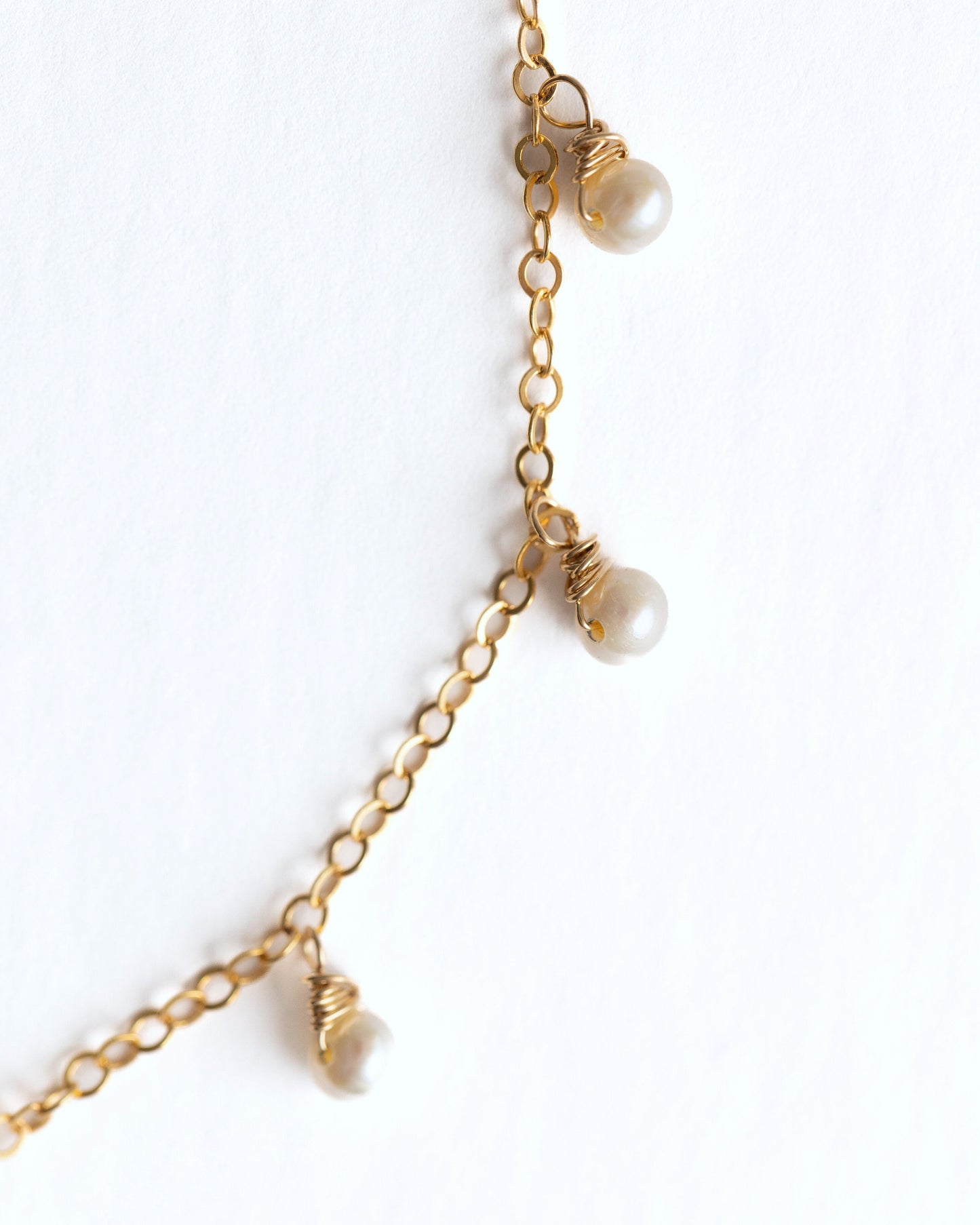 Dainty Pearl Drop Necklace